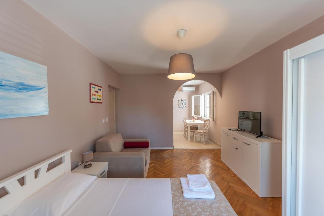 Ioannis Apartments Tivat Kültér fotó