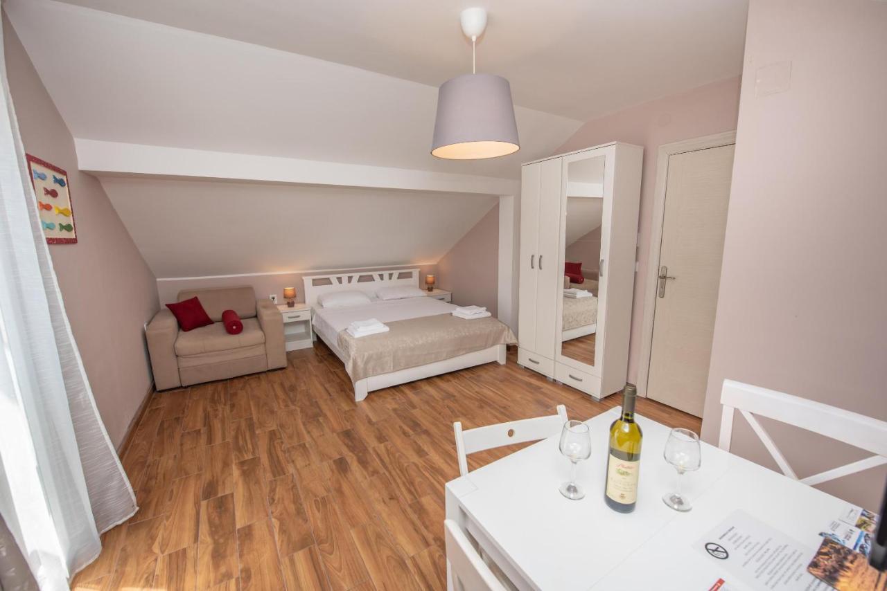 Ioannis Apartments Tivat Kültér fotó