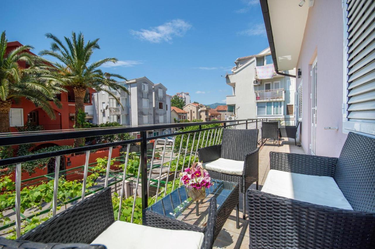 Ioannis Apartments Tivat Kültér fotó
